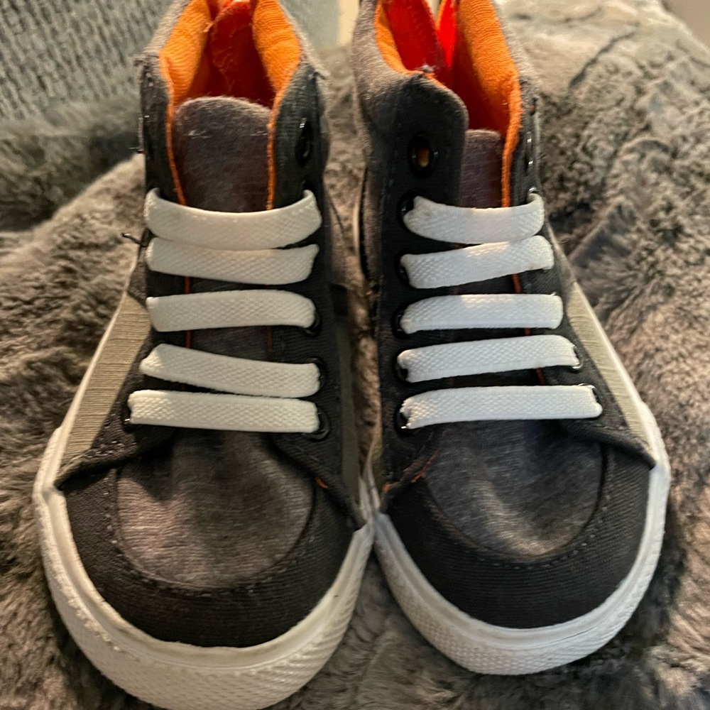 Cat and Jack high top shoes